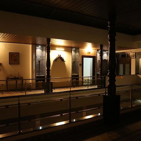 Hotel Mudra Midtown Suites & Rooms Kalasa Exterior foto