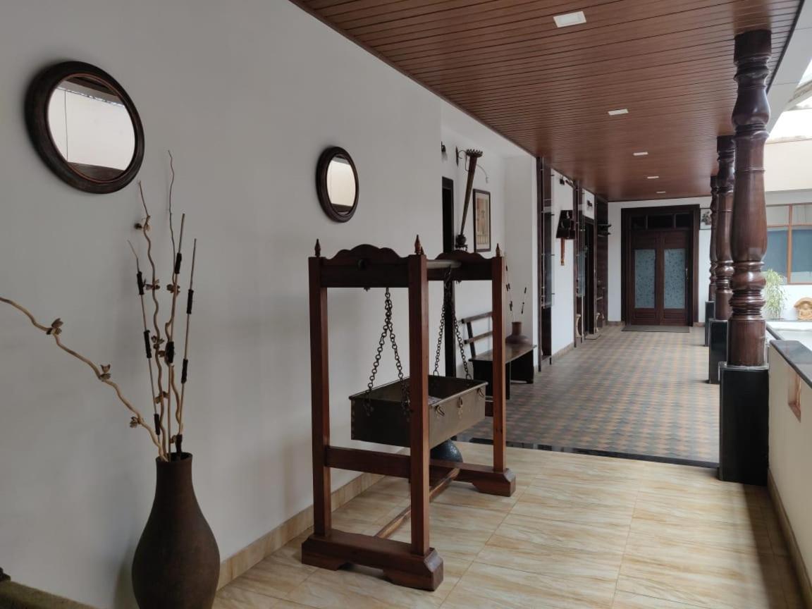 Hotel Mudra Midtown Suites & Rooms Kalasa Exterior foto